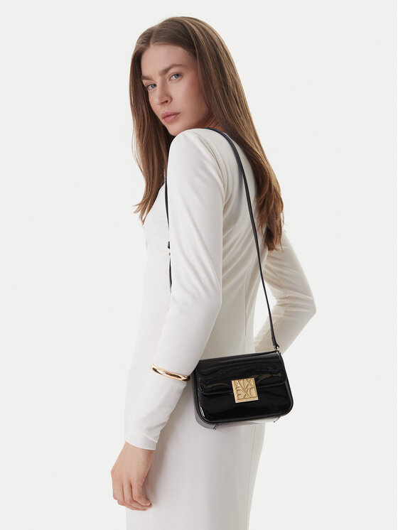 Armani Exchange Armani Exchange Táska XW002170 AF21362 UC001 Fekete