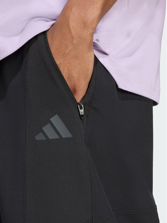 adidas adidas Spodnie dresowe 151929 Czarny Loose Fit
