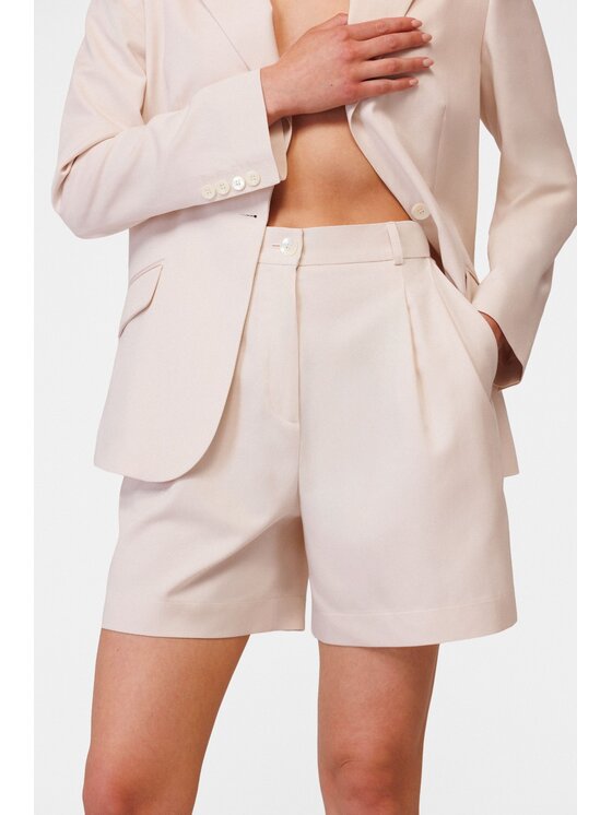 LE POSSÉ LE POSSÉ Pantaloncini di tessuto SGZWS Beige chiaro Regular Fit
