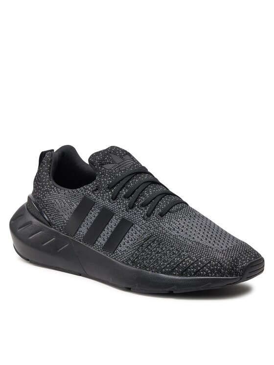 adidas adidas Sneakersy Swift Run 22 GZ3500 Černá