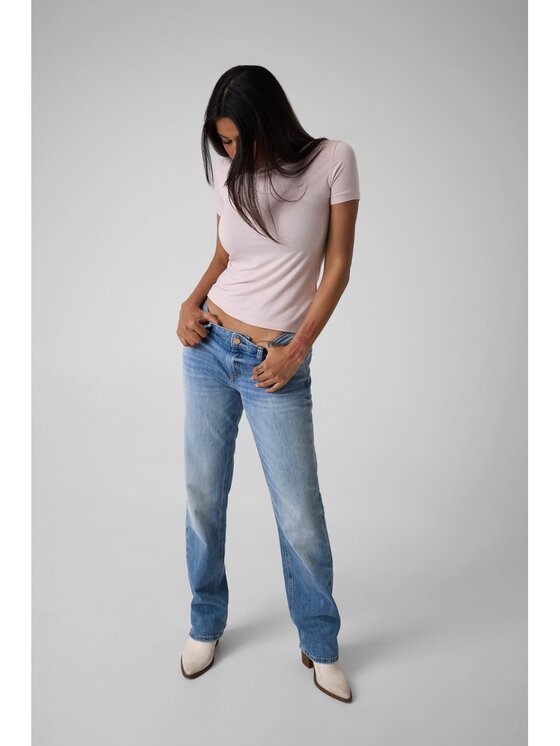 Guess Guess T-Shirt 183551 Fioletowy Classic Fit