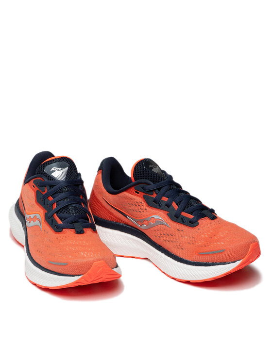 Saucony triumph 16 top
