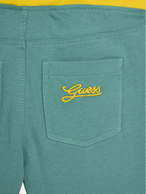 Guess Guess Sada T-shirt a šortky N5GG11 K8HM4 Barevná Regular Fit