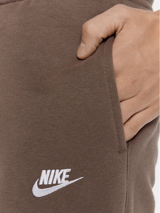 Nike Nike Spodnji del trenirke Sportswear Club BV2737 Rjava Regular Fit