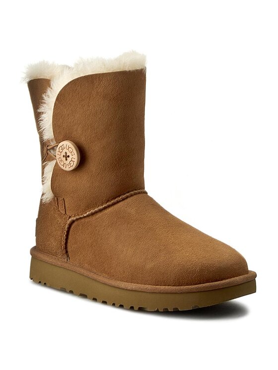 1016226 ugg shop