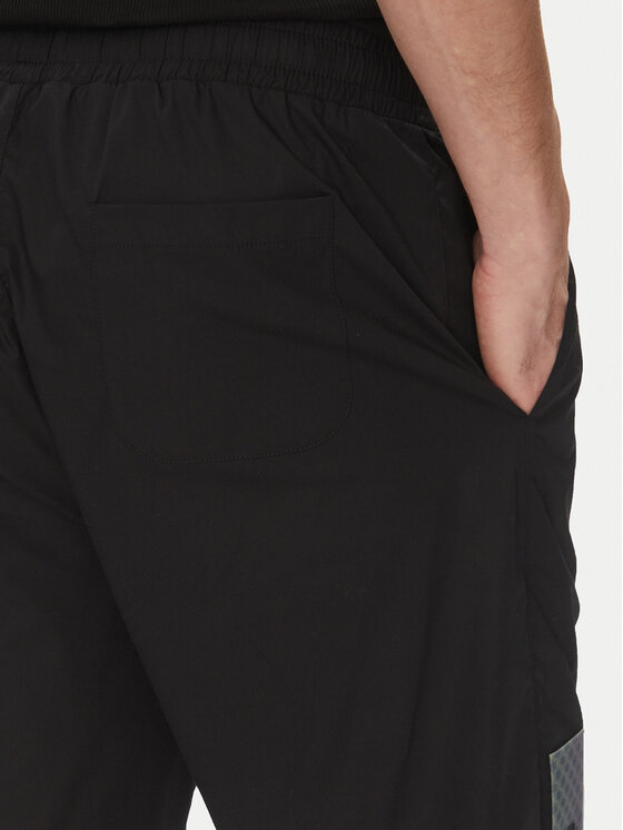 KARL LAGERFELD KARL LAGERFELD Športne kratke hlače 265709 552600 Črna Regular Fit
