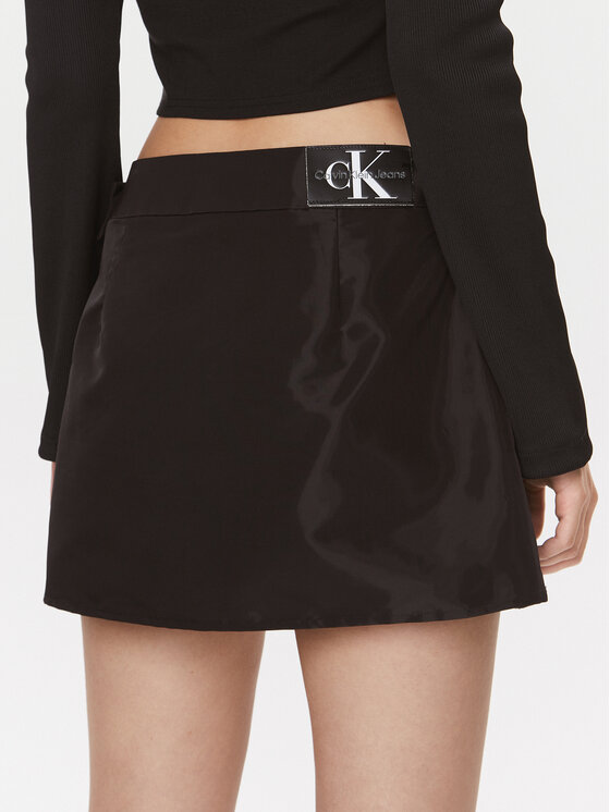 Calvin Klein Jeans Calvin Klein Jeans Fustă mini J20J222224 Negru Regular Fit