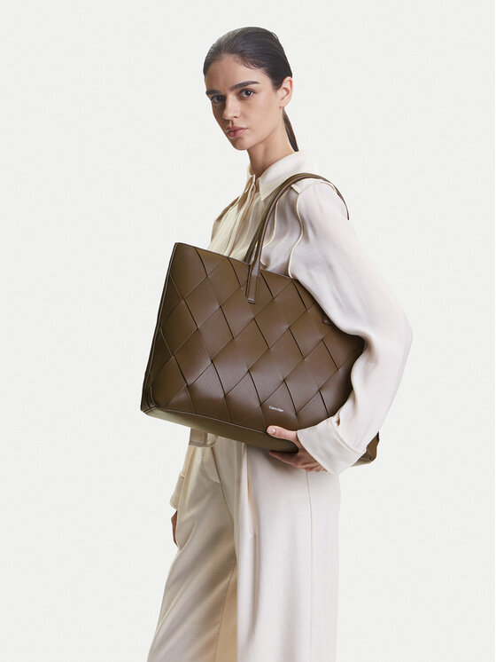 Calvin Klein Calvin Klein Torbica Ck Woven Medium Shopper K60K612994 Smeđa