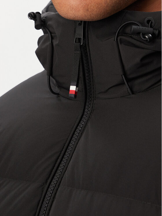 Tommy Hilfiger Tommy Hilfiger Μπουφάν χειμωνιάτικο MW0MW45303 Μαύρο Regular Fit