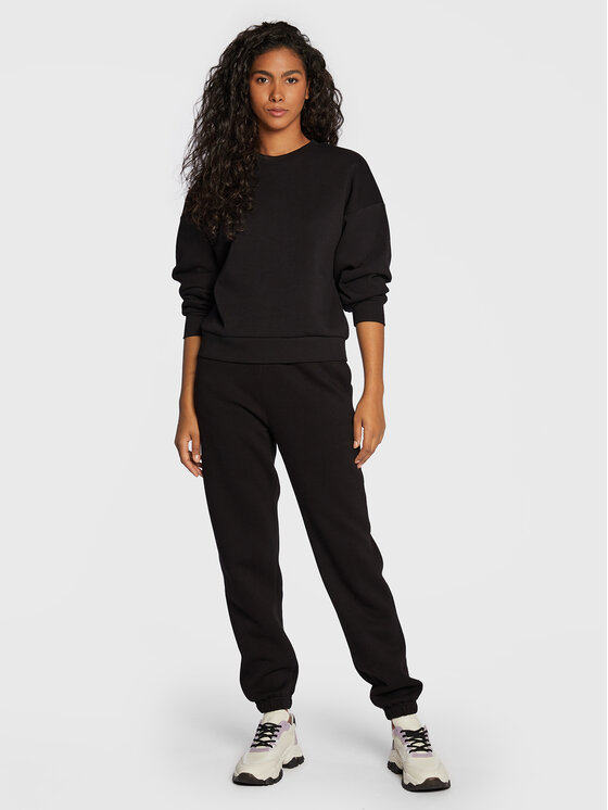 Gina Tricot Gina Tricot Світшот Basic 10943 Чорний Relaxed Fit