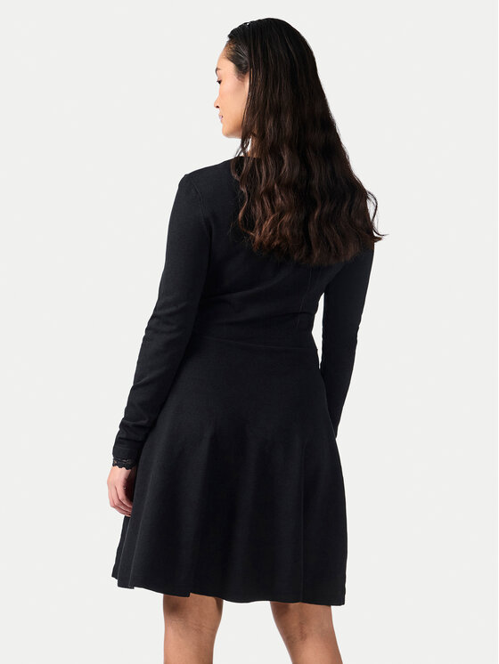 YAS YAS Úpletové šaty Becco 26011181 Černá Regular Fit
