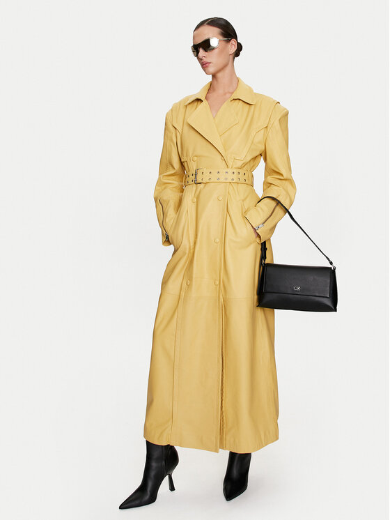 Calvin Klein Calvin Klein Дамска чанта Ck Daily Shoulder Bag Pebble K60K612139 Черен