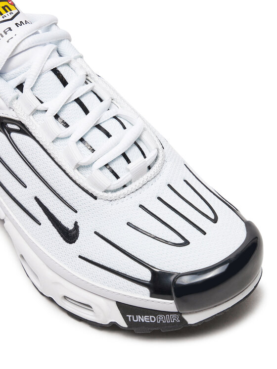 air max plus 3 black and white