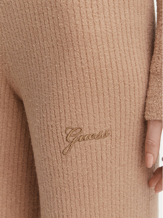 Guess Guess Плетени панталони O6BB01 Z1147 Кафяв Regular Fit