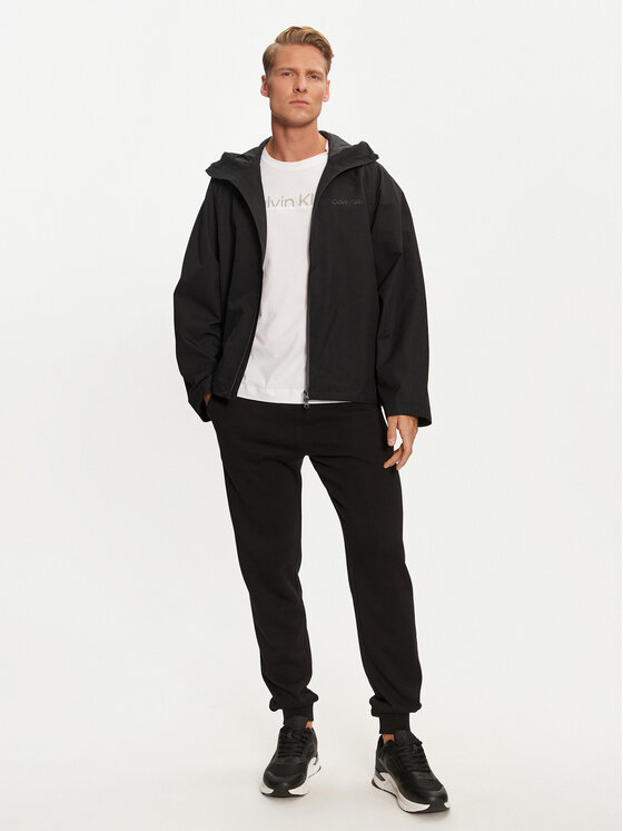 Calvin Klein Performance Calvin Klein Performance Vodootporna jakna 00GMF4O520 Crna Regular Fit