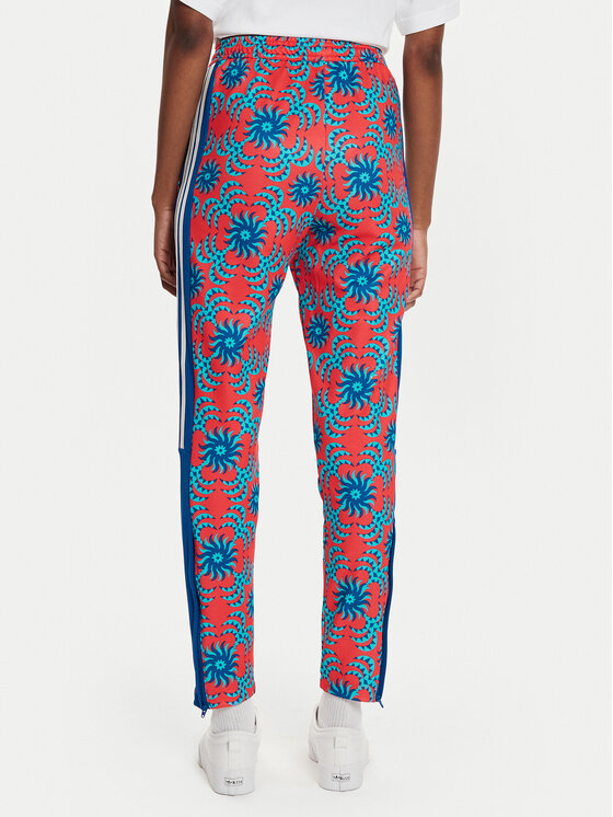 adidas adidas Dressipüksid FARM Rio IQ4492 Punane Regular Fit