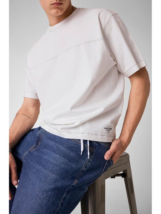 Guess Guess T-Shirt 183255 Bílá Classic Fit