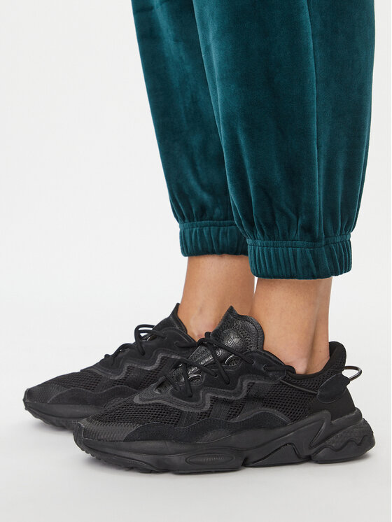 ONLY ONLY Jogginghose 15299669 Grün Regular Fit