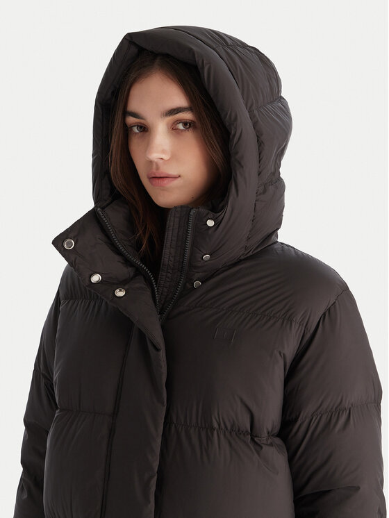 Tommy Hilfiger Tommy Hilfiger Ziemas mētelis Modern WW0WW46535 Melns Regular Fit