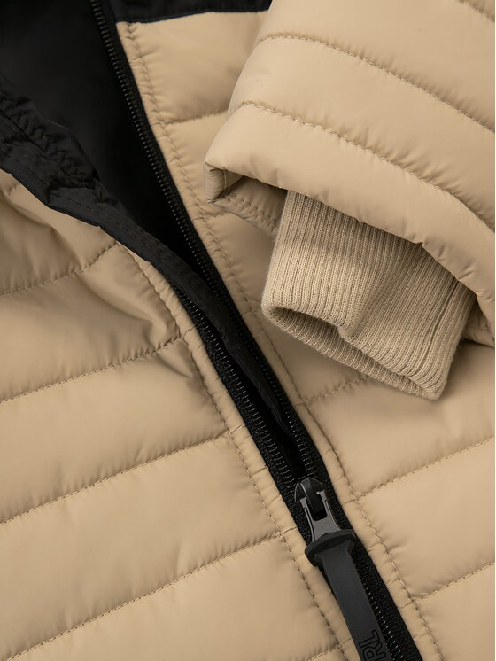 Coccodrillo Coccodrillo Зимно яке ZC3152110OBK Бежов Regular Fit
