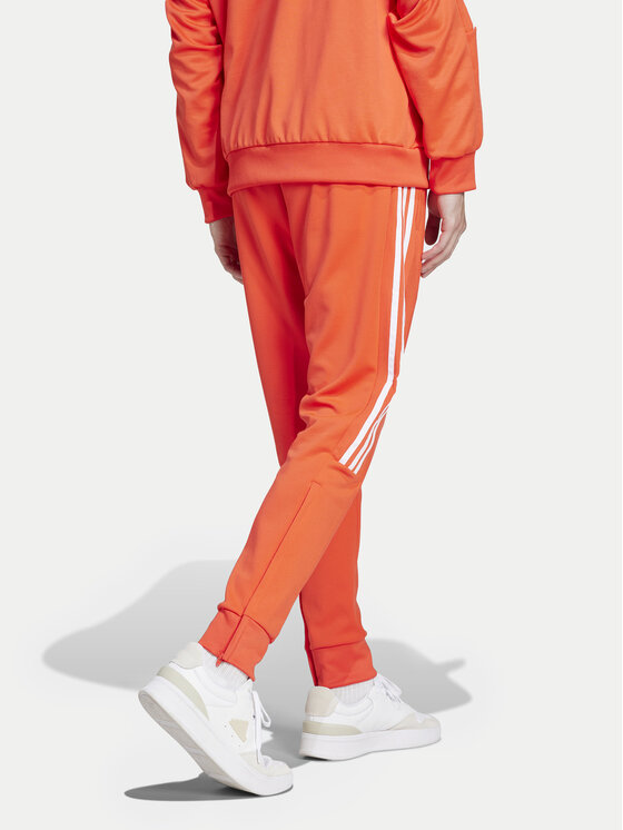 adidas adidas Spodnie dresowe House of Tiro IW3581 Pomarańczowy Regular Fit