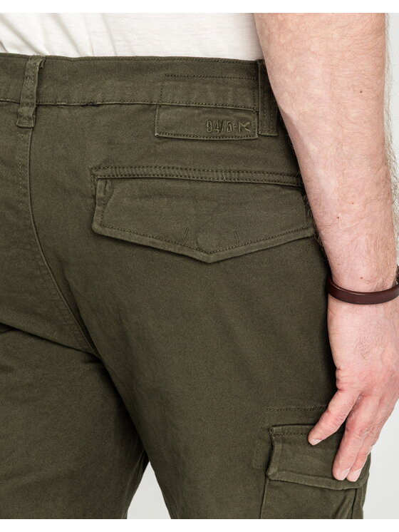 Marcus Marcus Pantaloni di tessuto Gerry Cargo 5052 Verde Regular Fit