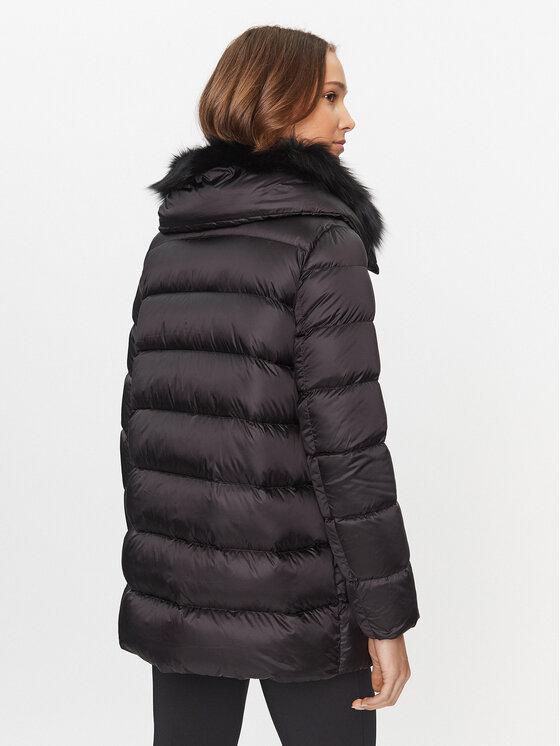 Hetregó Hetregó Daunenjacke Sena 8K603F 23WD02 Schwarz Regular Fit