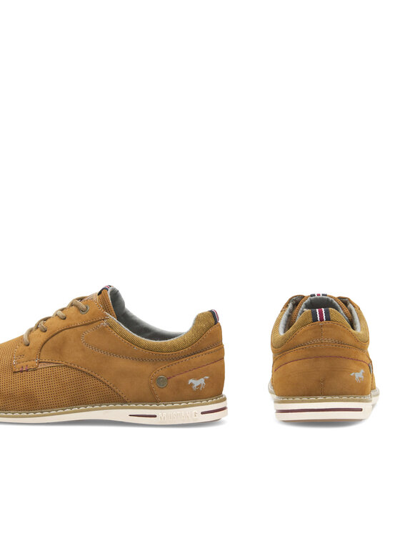 Mustang Mustang Scarpe basse 4150-310 Marrone