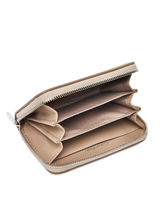 Calvin Klein Calvin Klein Große Damen Geldbörse Foil Logo Medium Zip Around LV04F1091G Beige