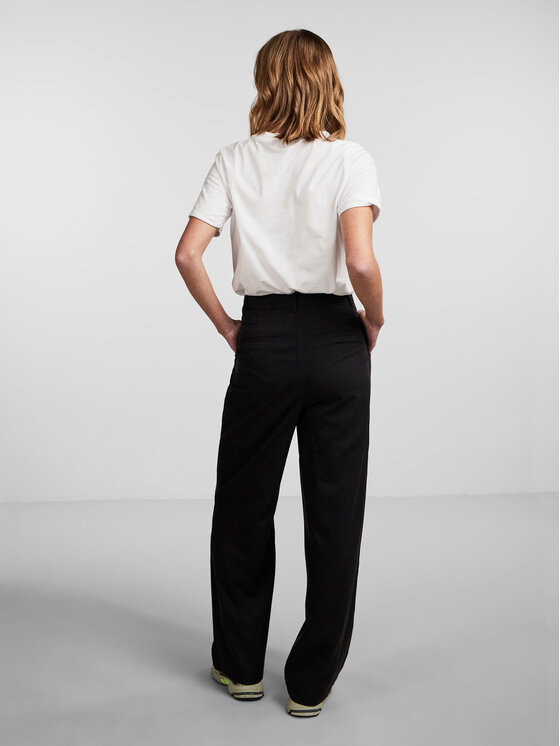 Pieces Pieces Παντελόνι υφασμάτινο Thelma 17137934 Μαύρο Relaxed Fit