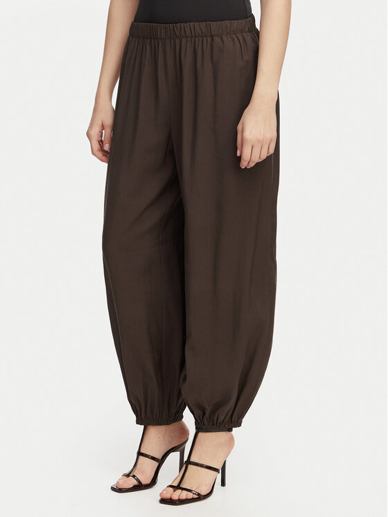 ONLY Pantaloni din material Scarly 15380514 Maro Relaxed Fit