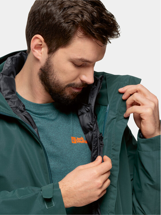 Jack Wolfskin Jack Wolfskin Vatovaná bunda Pilvi Down Jkt 1207701 Čierna Regular Fit