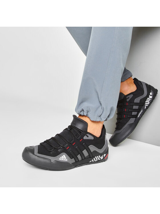 adidas adidas Παπούτσια πεζοπορίας Terrex Swift Solo FX9323 Μαύρο