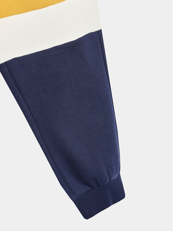 United Colors Of Benetton United Colors Of Benetton Spodnji del trenirke 3FPPCF03N Mornarsko modra Regular Fit
