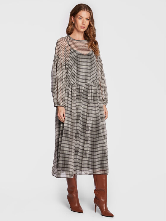 Vestito da giorno Edited