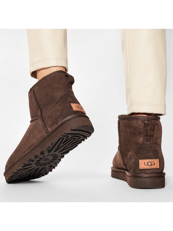 Ugg Ugg Sniega zābaki W Classic Mini II 1016222 Brūns