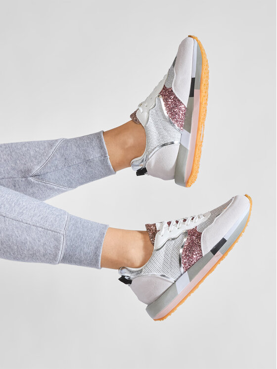 Sneakers colors of california top