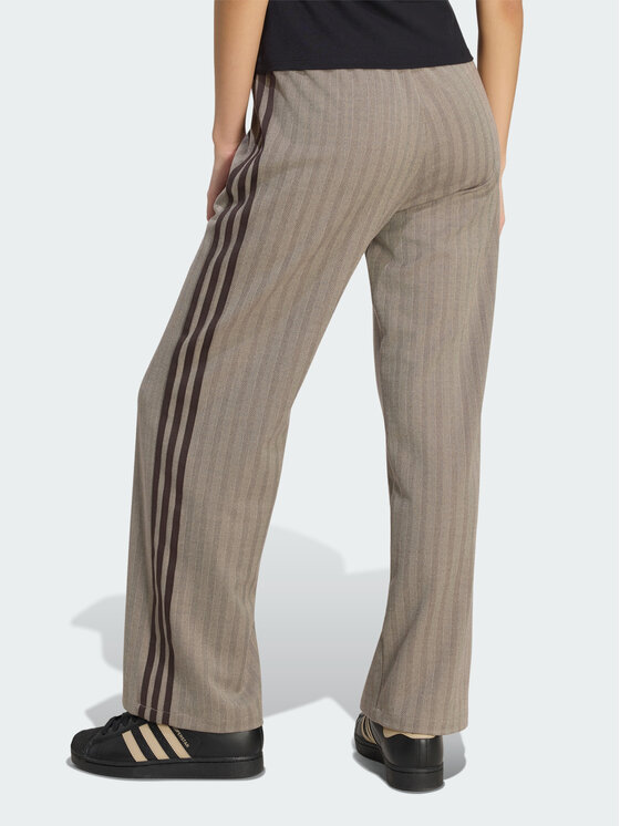 adidas adidas Spodnie dresowe 168115 Brązowy Regular Fit