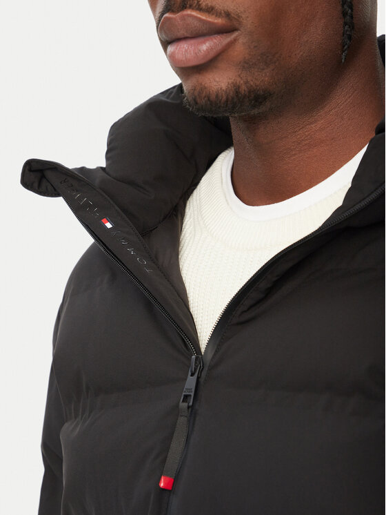 Tommy Hilfiger Tommy Hilfiger Bunda pro přechodné období MW0MW44977 Černá Regular Fit