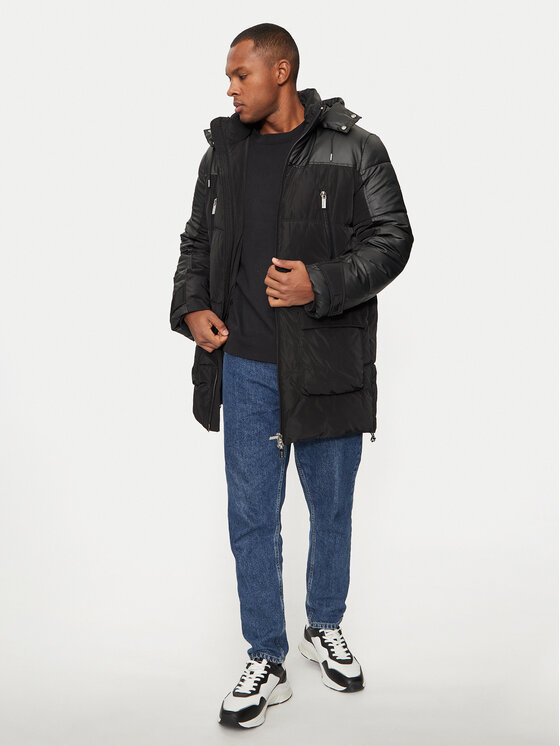 KARL LAGERFELD KARL LAGERFELD Pernata jakna 455001 544501 Crna Regular Fit