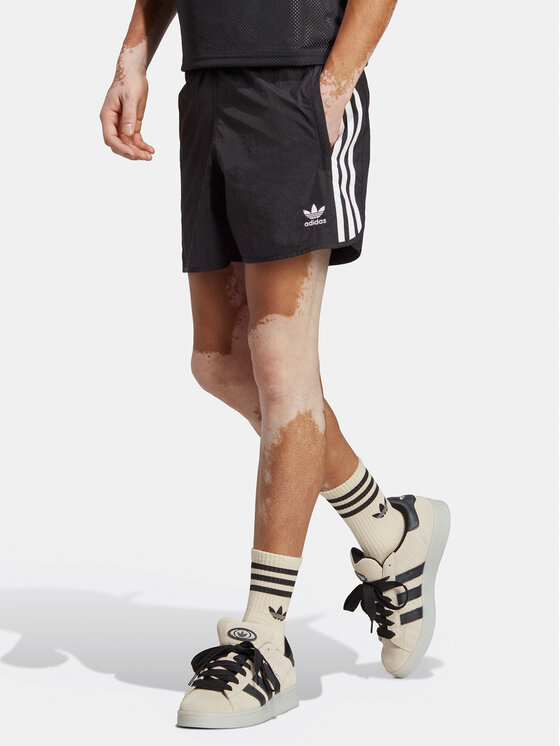 adidas Pantaloni scurți sport adicolor Classics HS2069 Negru Regular Fit
