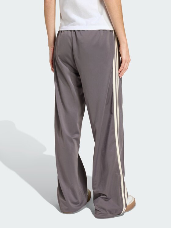 adidas adidas Spodnie dresowe 159027 Brązowy Loose Fit