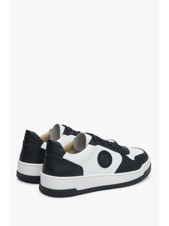 Estro Estro Sneakersy ER00113170 Čierna