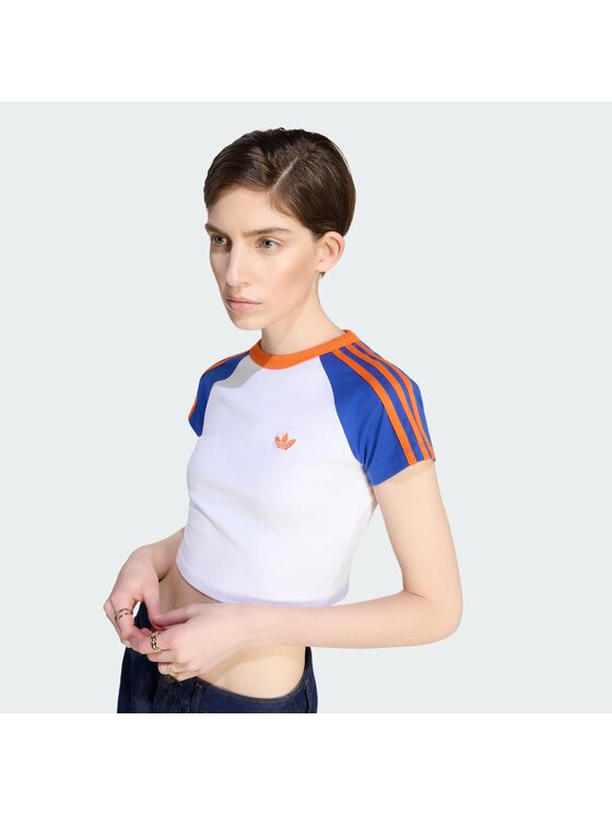 adidas adidas T-Shirt SST BABY TEE Biały Fitted Fit