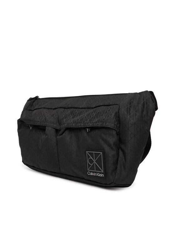 Calvin Klein Calvin Klein Torbica oko struka﻿ Utility Emblem Sling Waistbag LV04D3341G Crna