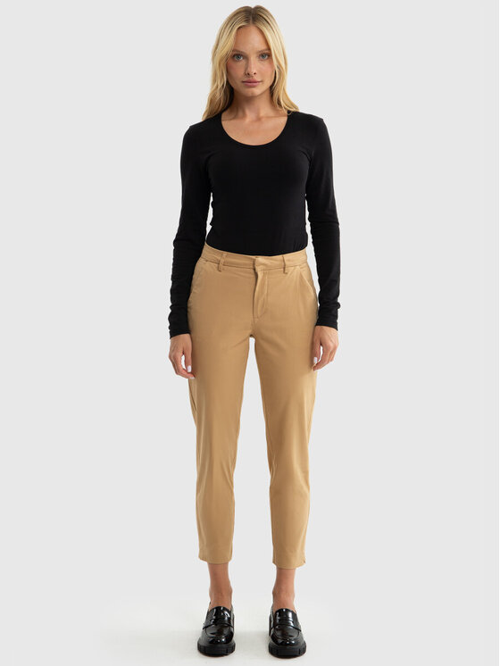 BIG STAR BIG STAR Spodnie materiałowe DANAI_801_350 Beżowy Chino Fit
