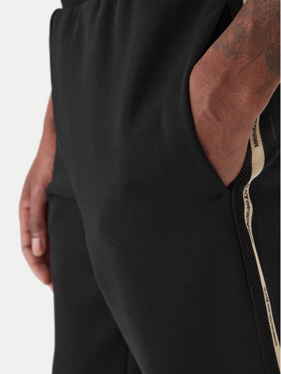 EA7 Emporio Armani EA7 Emporio Armani Pantaloni trening 7M001482 AF12660 UC001 Negru Regular Fit