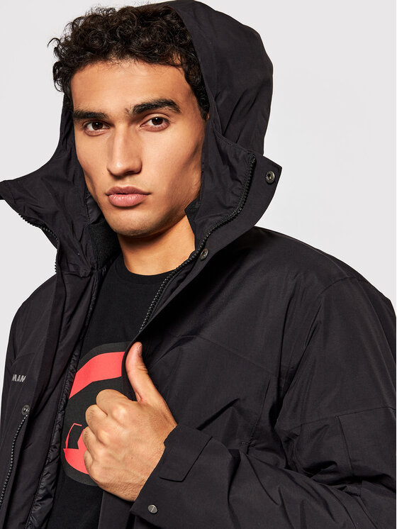 Mammut Mammut Демісезонна куртка Chamuera 1010-29030-0001-115 Чорний Regular Fit