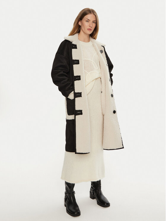 Munthe Munthe Fellmantel Tibur 243154024342 Schwarz Oversize