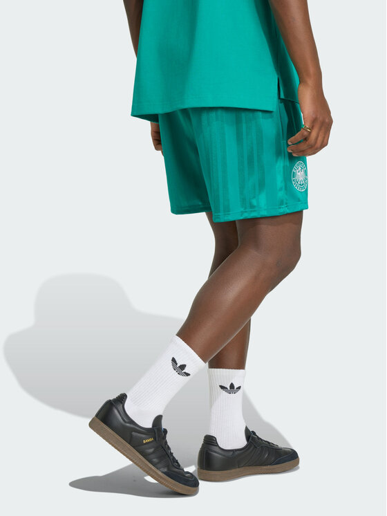 adidas adidas Szorty sportowe 169205 Zielony Loose Fit